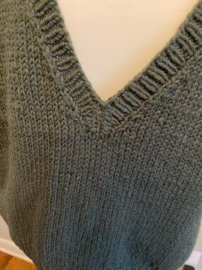 Hand-Made Chunky XL Knit Vest, Wool Blend, VTG, Oversized EUC